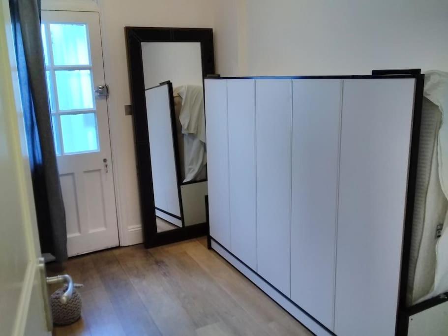 Superior 5* Kensington, London Flat + Free Wi-Fi Apartamento Exterior foto