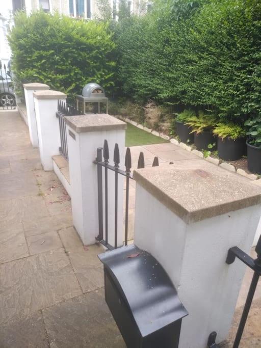 Superior 5* Kensington, London Flat + Free Wi-Fi Apartamento Exterior foto