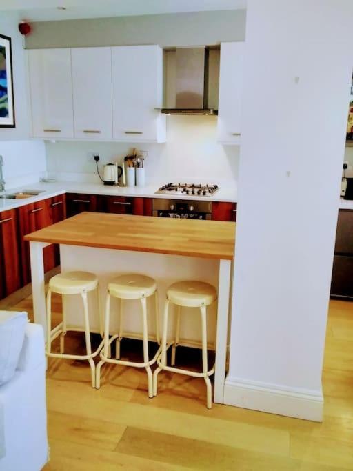 Superior 5* Kensington, London Flat + Free Wi-Fi Apartamento Exterior foto